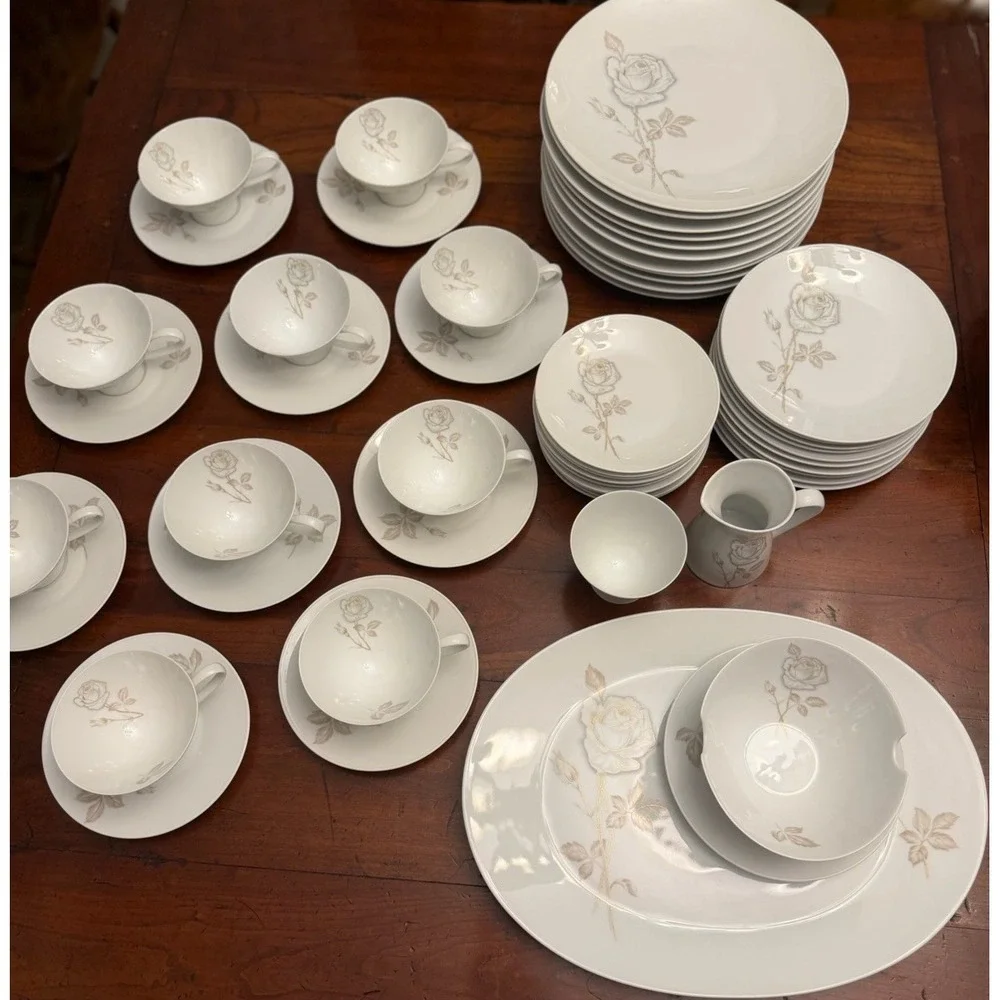 Rosenthal Classic Rose 57pc Pristine China Service, 15